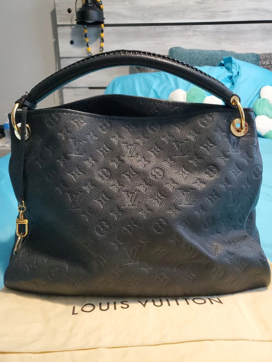 Louis Vuitton Artsy MM M41066 Black Noir Monogram Empreinte Leather