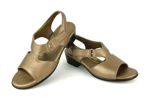 comfortable dress sandals low heel