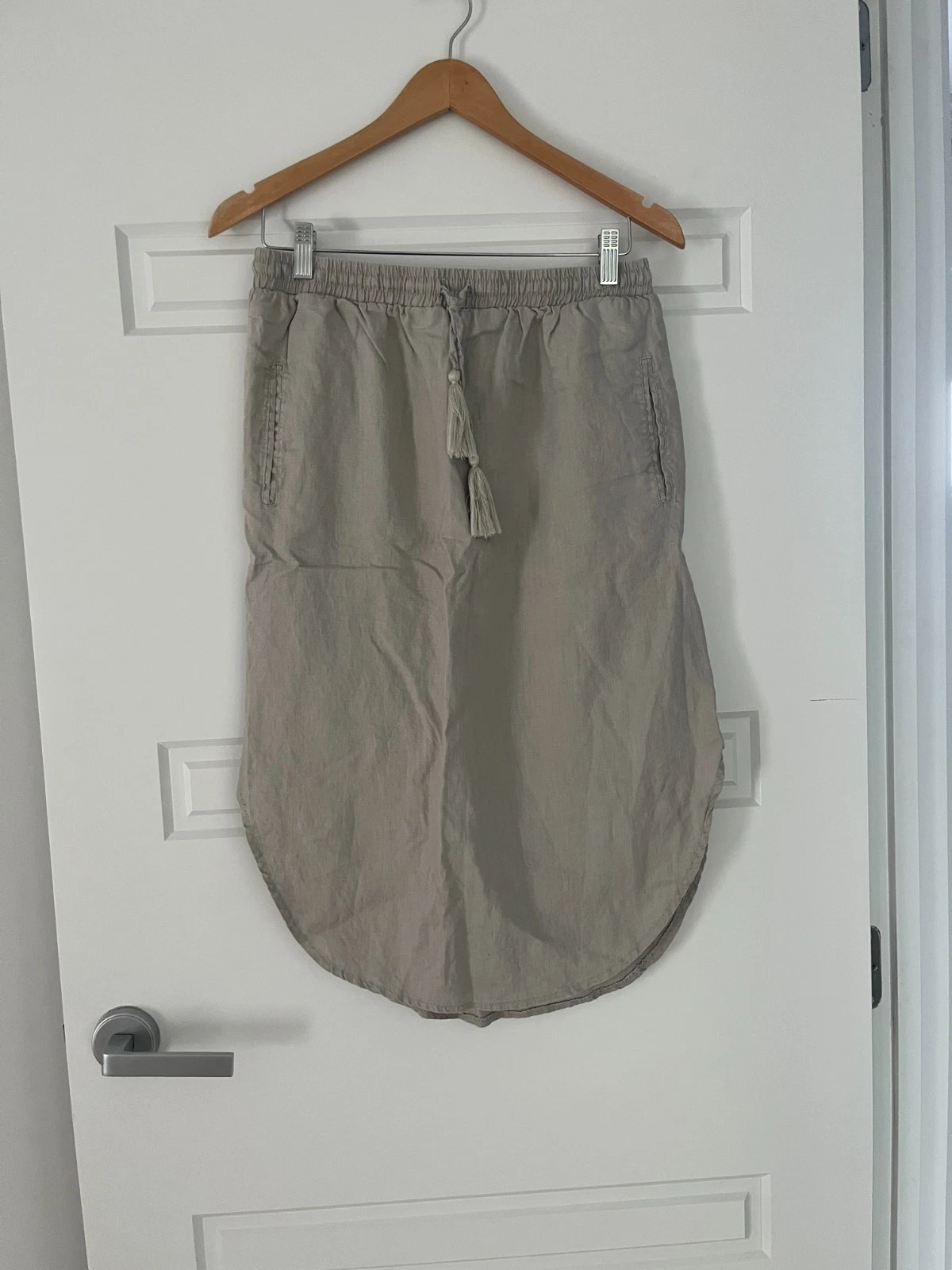 Capture Pull On Elastic Waist Linen Midi Skirt - Size 12 - 5+ items AU post