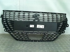 Calandre Peugeot 208