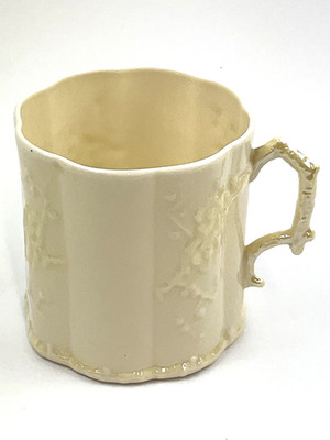 Belleek Irish Mug, feines Porzellan, Dorn Design, 70er Jahre, schöner Zustand