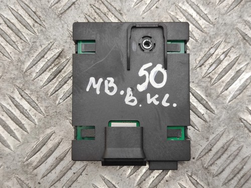 MERCEDES-BENZ B W245 Antennenverstärker A1698200475 2.00 Diesel 80 kW 17487728