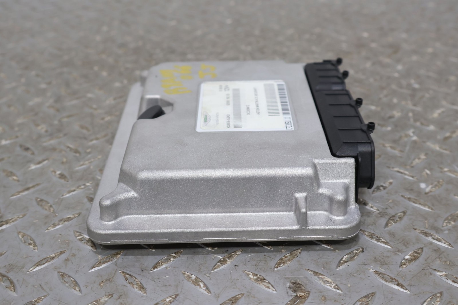 Aston Martin V8 Vantage Transmission control module P/N 9G337E453AD