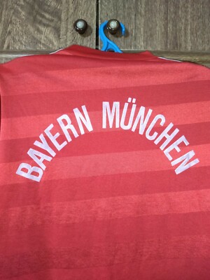 Bayern Munich Retro Replicas Maillot de foot 1985. Sponsored by no sponsor