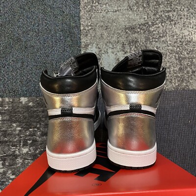 Nike Air Jordan 1 (Silver Toe) Size 12w/10.5m Jordan 1  main image 2