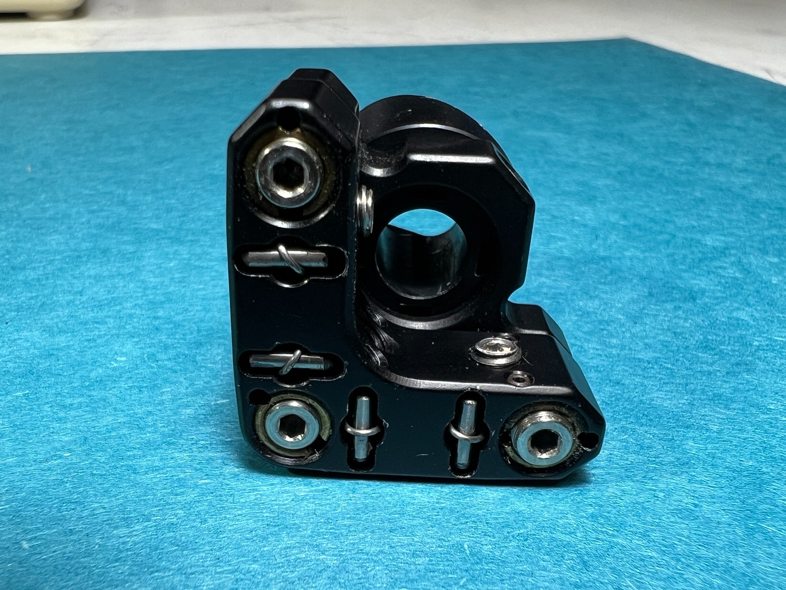 Thorlabs KS05 1/2" 45 Degree Kinematic Mirror Mount 3x100TPI Actuators w/Locks