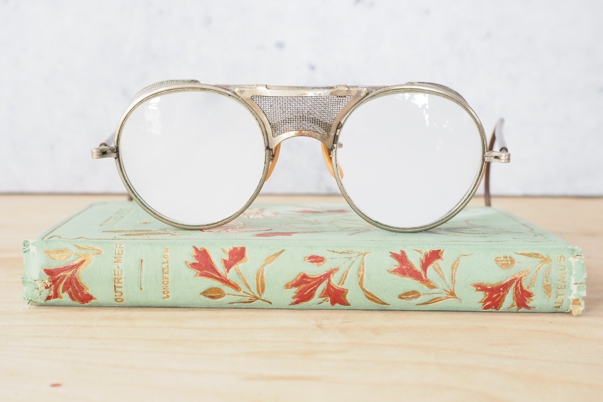 The Spectacle Bausch & Lomb ヴィンテージ メガネ Vintage Bausch and Lomb Safety Glasses steampunk 1940s mesh metal