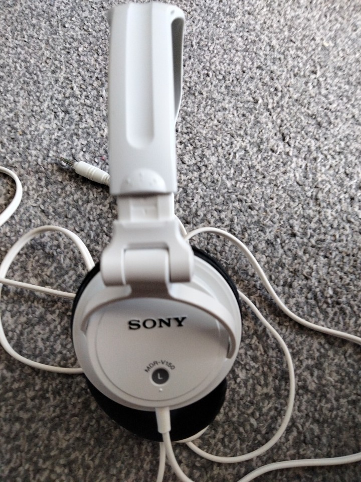 Sony MDRV150 Headband Headphones White 4905524806748 eBay