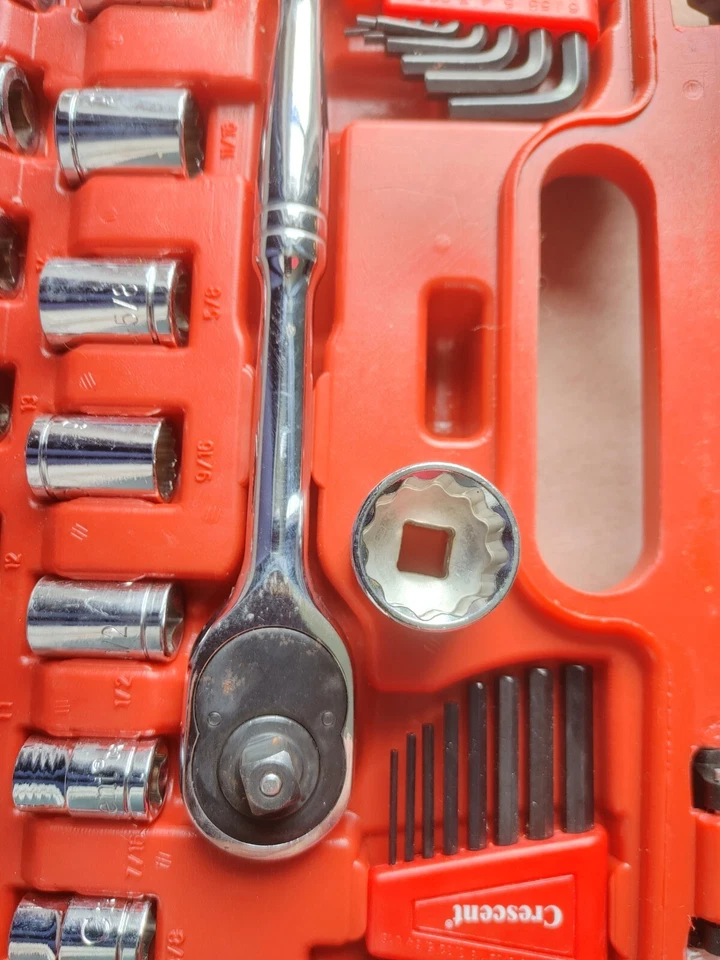 36 PIECE CRESCENT 3/8 DRIVE SOCKET ALLEN WRENCH SET SAE STANDARD METRIC W/CASE - Image 4 of 4