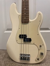 2011 Standard Fender Precision Bass Guitar 4 ...