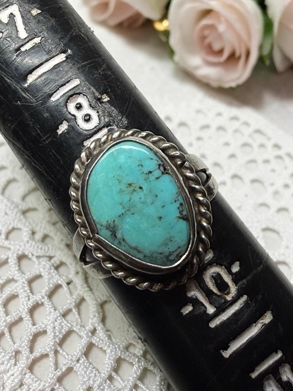 Vintage Native American Sterling Silver Turquoise Ring Rope Bezel Size 9