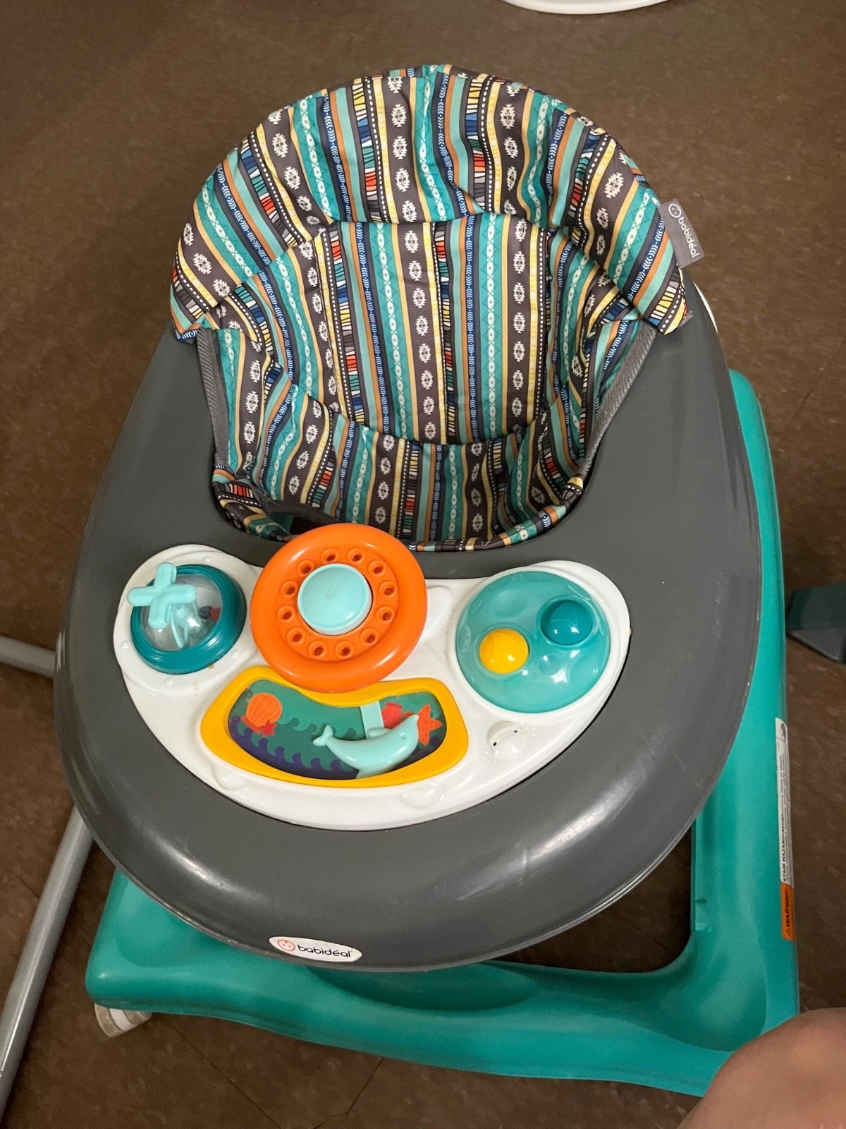 Babideal Rover Walker Portable Baby Activity Gear Walker, Boho print Led NIB
Opens in a new window o