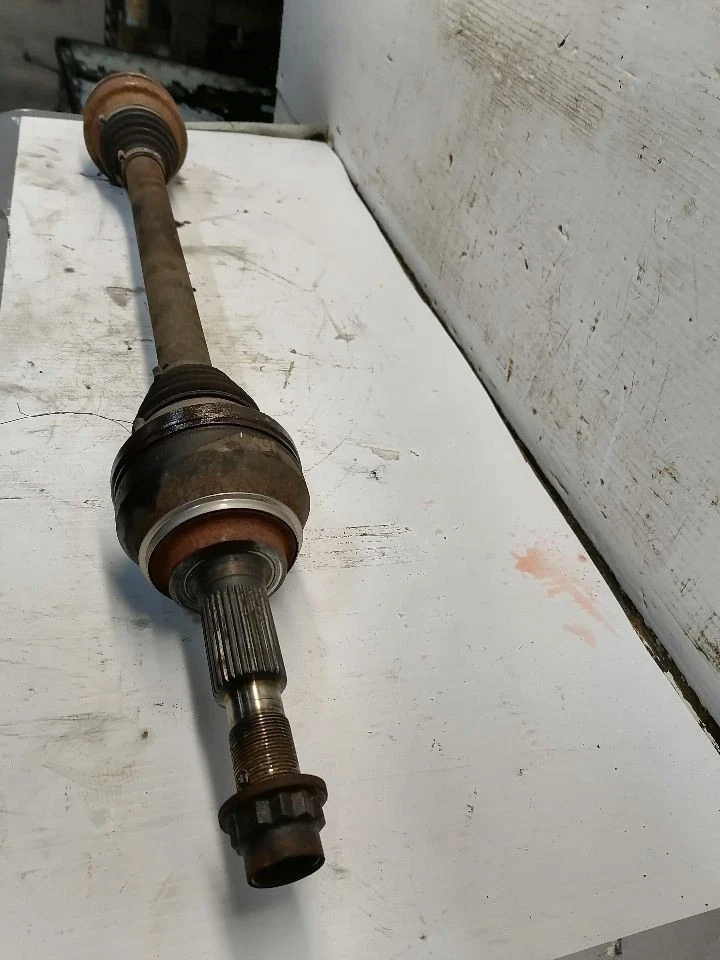 Eje trasero derecho pasajero se adapta a 07-17 LEXUS LS460 1520138 Foto 2 de 4