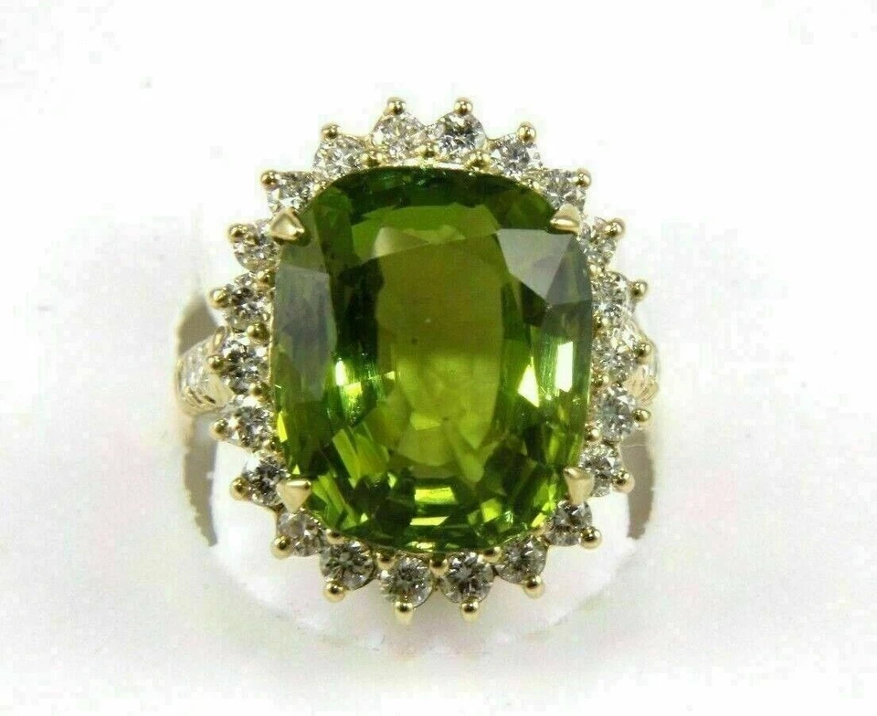 7..54 Ct Oval Cut Natural Peridot & Diamond Wedding 14K Ring Yellow Gold Size 7 - Image 4 of 4
