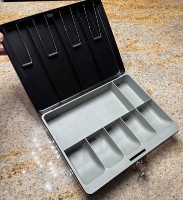SentrySafe Metal Cash Box with Key   Locking Money Box for Home Office Security
