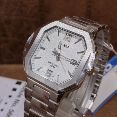 Casio MTP-B195D Silber Weiß Uhr Neu Unbenutzt Aus Japan