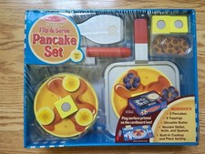 NEW Melissa  Doug Flip and Serve Pancake Set Wooden Play Food 9342