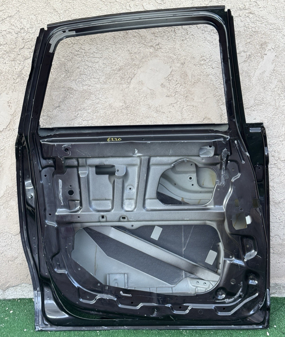 Rolls-Royce Ghost 2010-2018 Rear Left Door shell