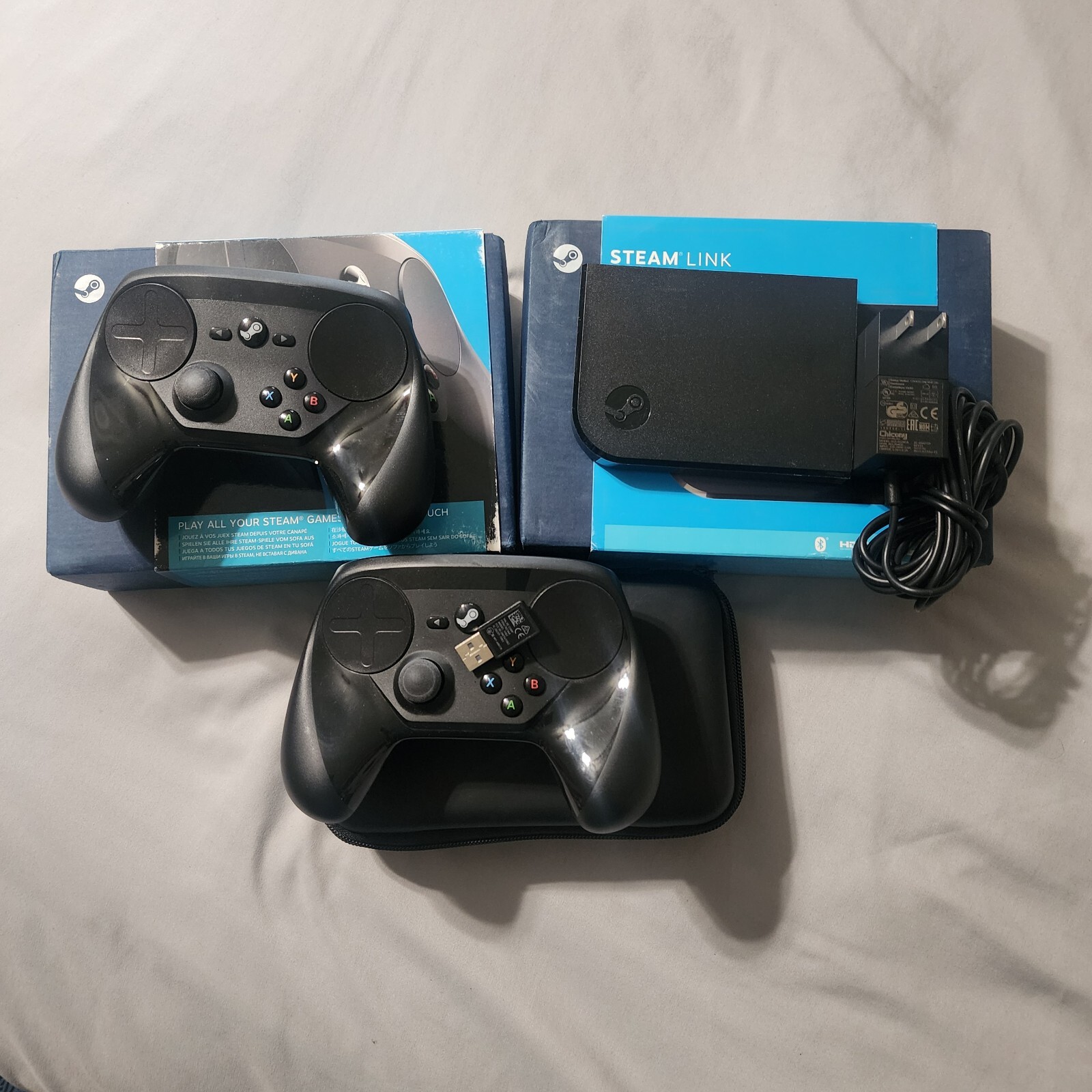 Valve Steam Link (1003) And 2 Steam Controllers (1001) with Cables and ...