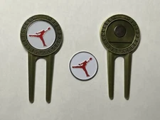 (1) Air Jordan Jumpman Michael Jordan MJ Nike Divot Tool & 1" Coin Golf Marker