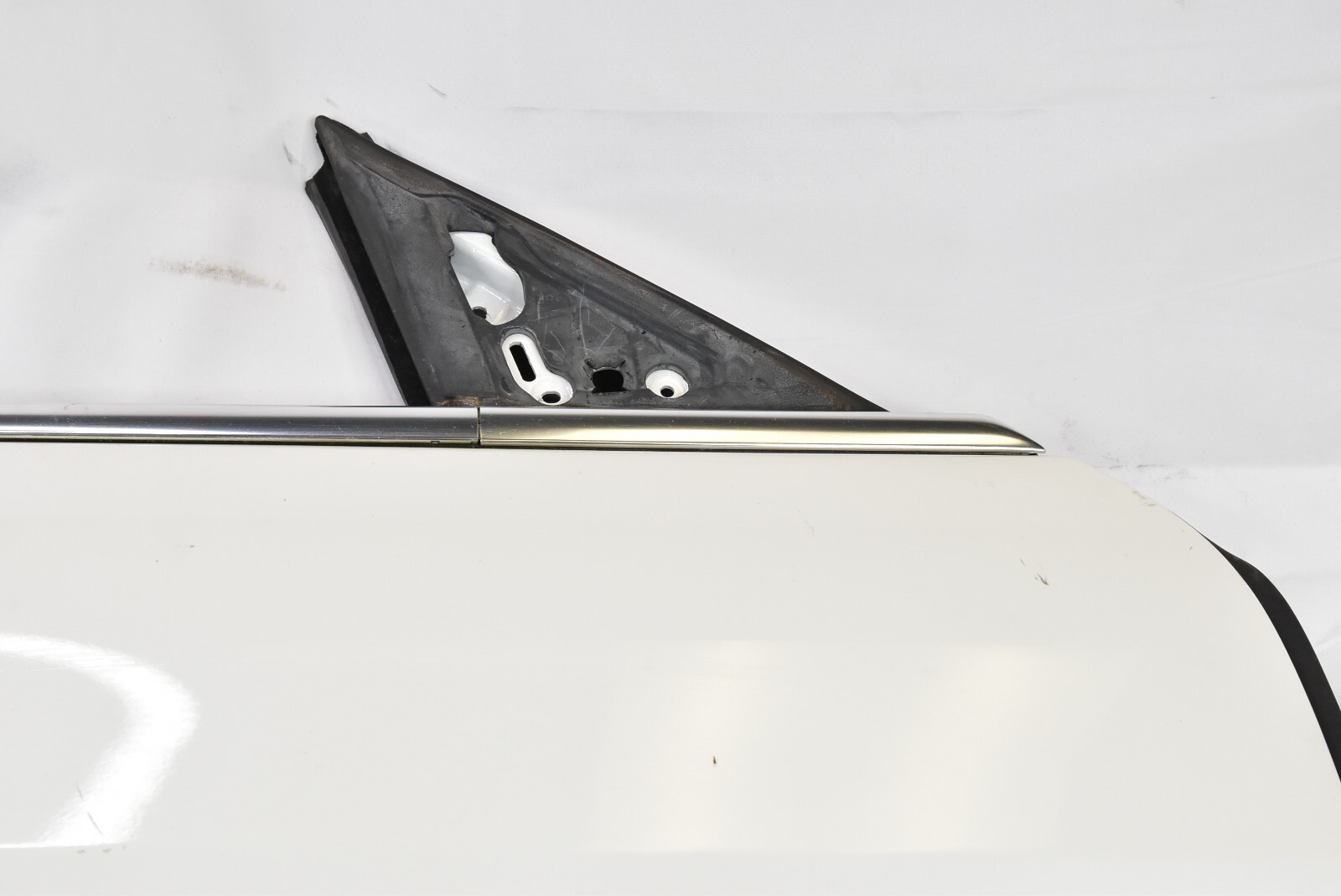 🚀 14-21 MASERATI GHIBLI PASSENGER RIGHT FRONT DOOR WHITE OEM