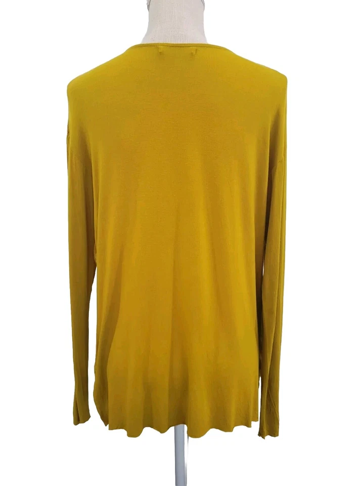 Blusa de seda Bailey 44 para mujer grande amarilla mostaza asimétrica con botones laterales  Foto 4 de 4