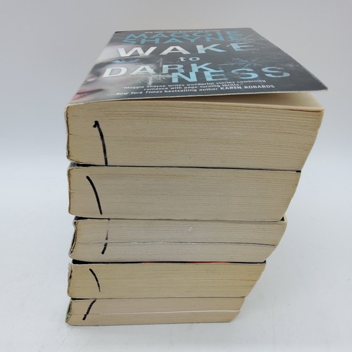 Maggie Shayne Book Lot of 5 Paranormal Romance Paperbacks Harlequin Mira - Picture 5 of 12