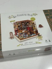NEW Sam’s Study DIY Miniature House Kit DG102 Requires Assembly