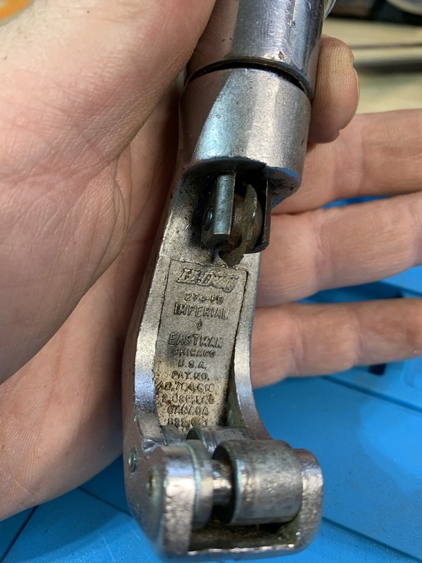 Imperial Hi Duty 274-FB Screw Feed Pipe Cutter Hand Tool