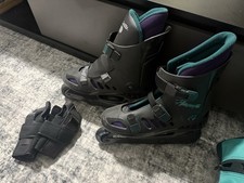 Rollerblade Tempest Inline Skates Women  s Size 7 w/ Bag  Wrist Guards