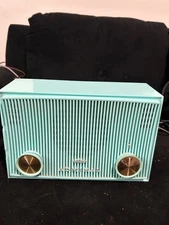 Antique Admiral AM Radio Model Y 3109A MCM Nostalgic Sea Foam Green IT WORKS!