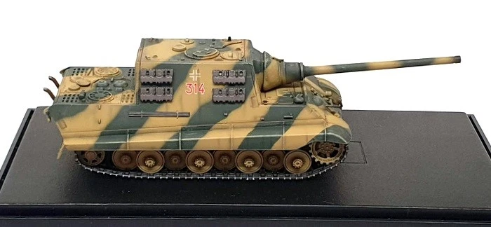 Dragon Armor 1/72 Scale 60128 - Jagdtiger 3/sPzJgAbt 653 Germany 1945 - Image 3 of 4