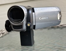 CANON FS31 Digital CAMCORDER 41x Advanced Zoom Built in Memory NO CHARGER