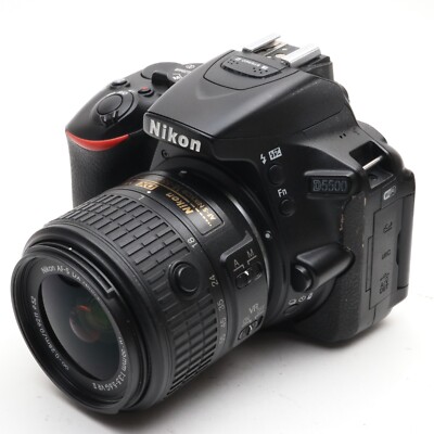 Nikon D5500 18-55mm VR II(2) キット レッド ニコン / 75206 Nikon