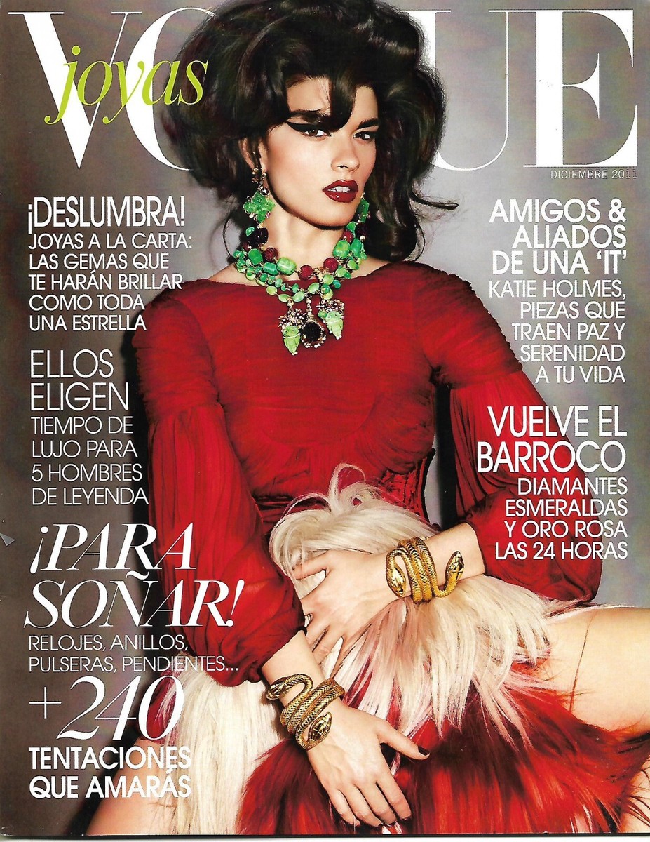 女性情報誌 Vogue Mexico Magazine April 2022 女性情報誌 Vogue Mexico Magazine April 2022 女性情報誌 Vogue