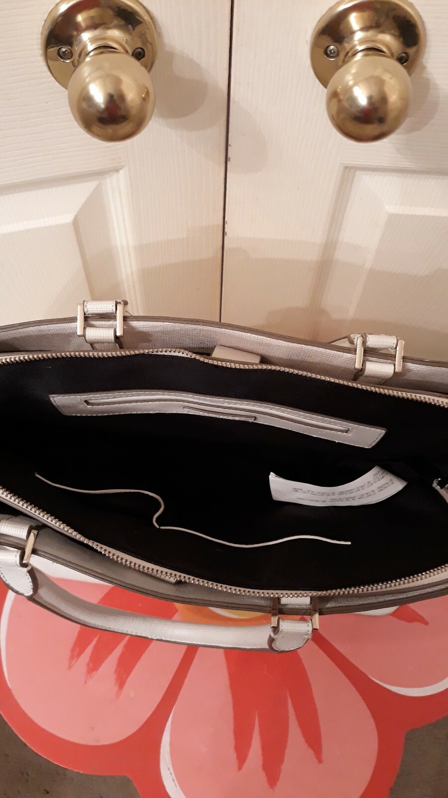 Zara Basic Handbag. Condition is Excellent. - image 6