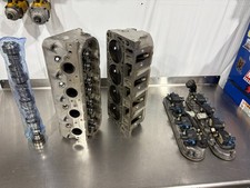 Lingenfelter Ported 806 Ls1 Cylinder Heads With Cam And Valve Covers Lingenfelter Ported 806 Ls1 Cylinder Heads With Cam And Valve Covers