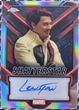 2025 Marvel Topps Chrome Deadpool SHATTERSTAR LEWIS TAN Green Ref Auto