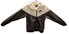 Nike Women s Windrunner Jacket White/Black AR3092-010 Full Zip Hooded Size Small