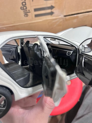 1:18 Scale 2015~2017 Toyota Corolla Levin Super White Diecast Model Car - Picture 11 of 24