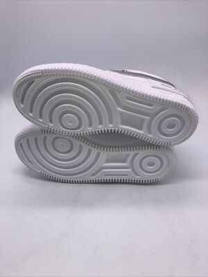 NIKE AIR FORCE 1 ホワイト シルバー NEW* MEN Nike Air Force 1 '07 White/Lt Smoke Grey (FJ4146 100), Sz