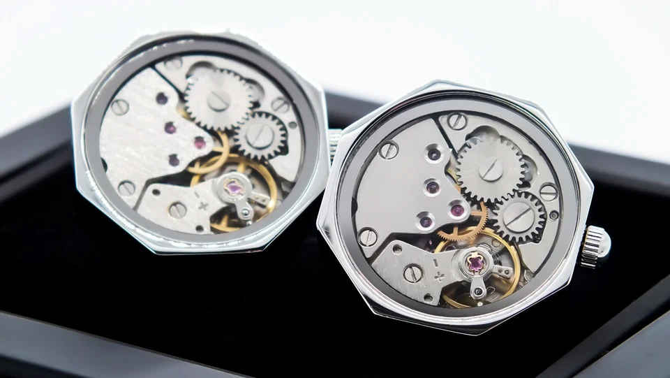 Steampunk Cufflinks | Wind Up Moving Mechanical Watch Parts Cogs | Gift in Box - Image 3 of 4