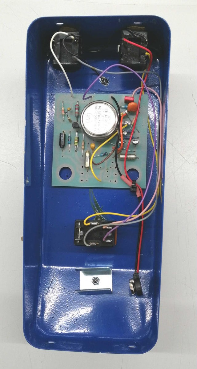 COLORSOUND FUZZ BOX ギターエフェクター COLORSOUND FUZZ BOX ギターエフェクター