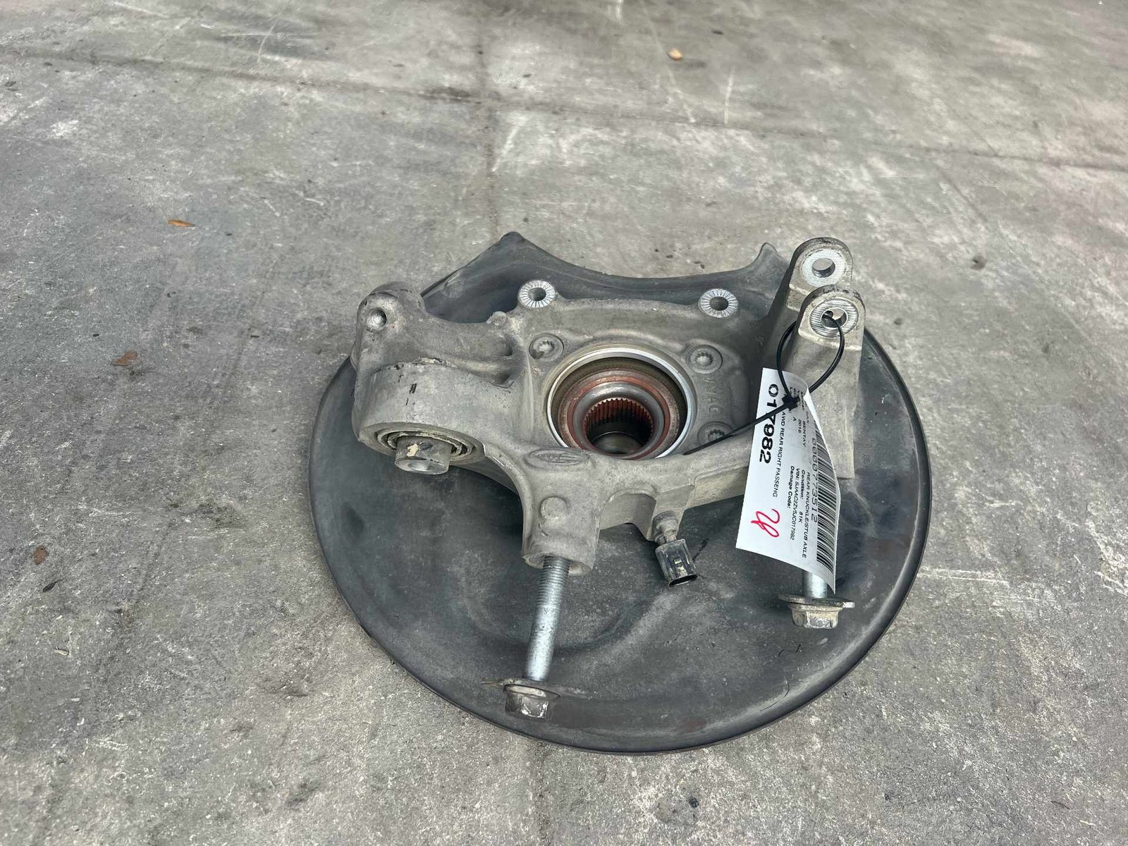Bentley Bentayga 2015-2020 Rear Right Steering knuckle P/N 4M0505460C