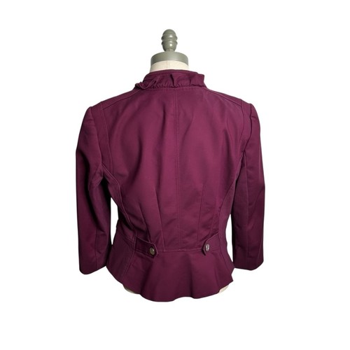 White House Schwarzmarkt Aubergine perfekte Form Reißverschluss vorne Rüschen Blazer Gr 14 - Bild 6 von 12