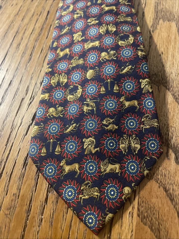 Corbata vintage usada en excelente estado Salvatore Ferragamo seda foulard para hombre hecha en Italia Foto 2 de 4