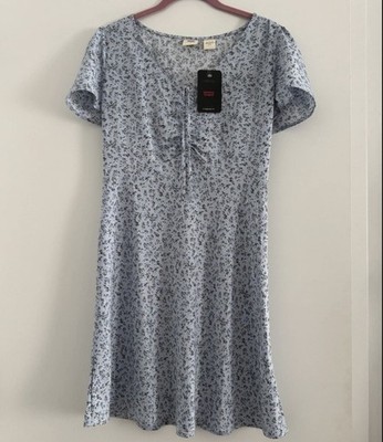 Levi s light blue Fit & Flare summer dress size MEDIUM NWT