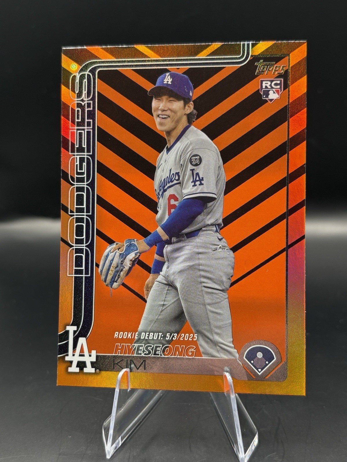 2025 Topps Update Hyeseong Kim Rookie Debut Holiday Foil SP RC Dodgers