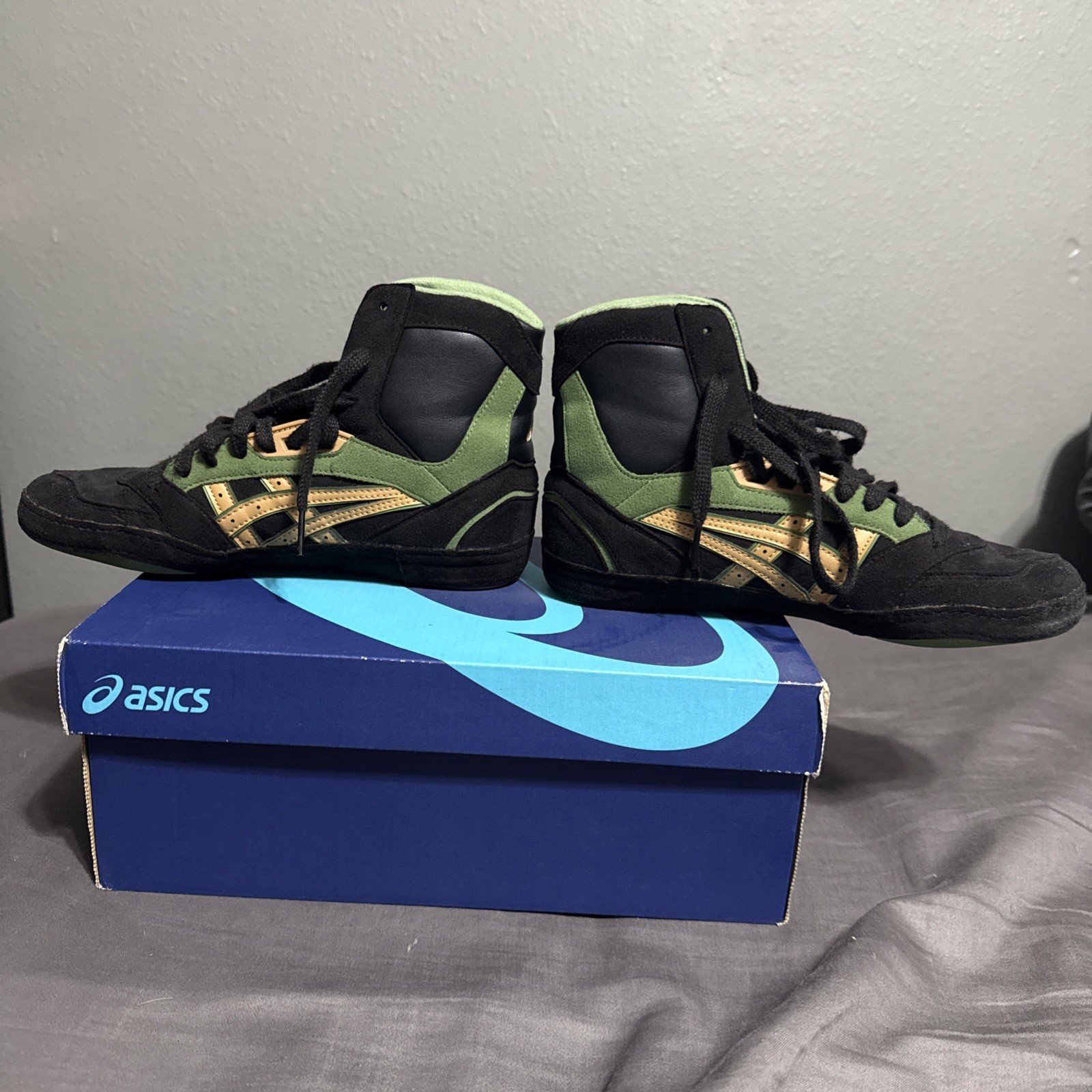 ASICS INTERNATIONAL LYTE SIZE 6.5 WRESTLING SHOES MENS BLACK AND GREEN  thumbnail 11