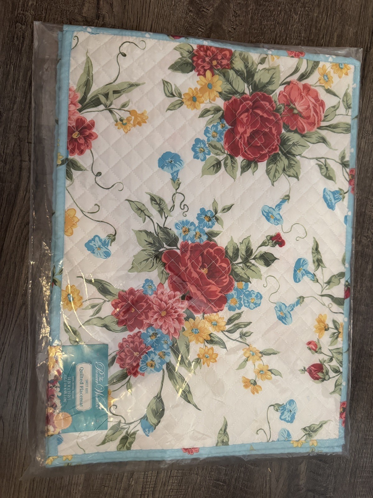 Set of 4 Pioneer Woman Sweet Rose Embroidered Reversible Placemats EUC Floral